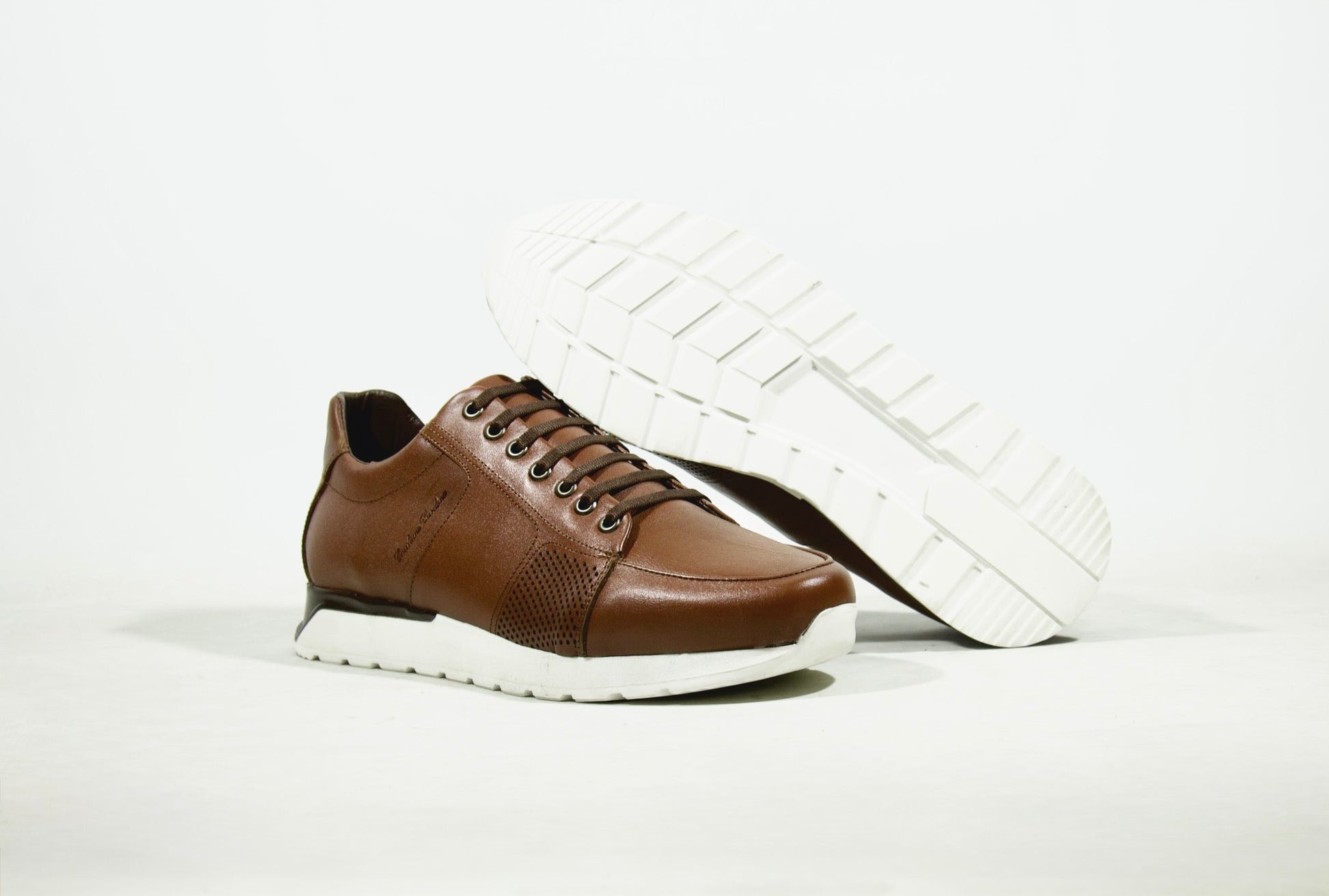 Tenis en Piel Genuina de Res para Caballero - Modelo 309