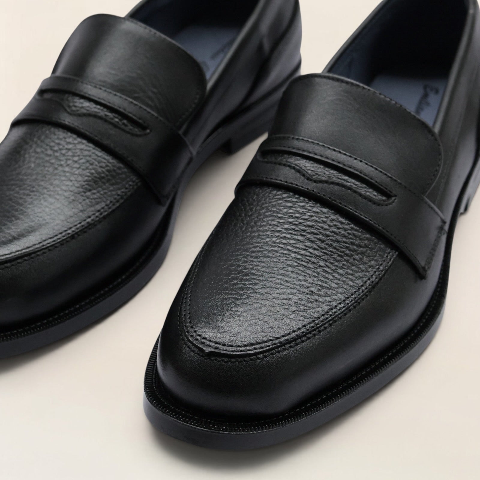 Mocasín en Piel Genuina de Res para Caballero
